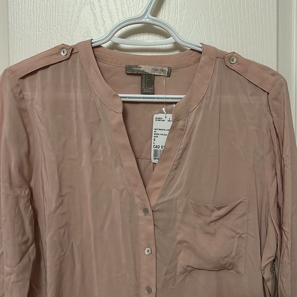 Long sleeve nude blouse - Picture 2 of 6